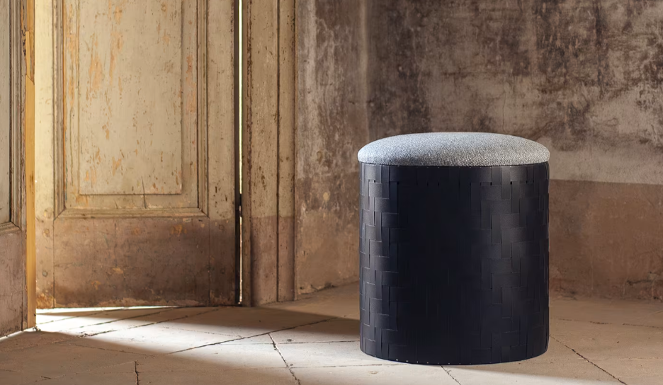 Mastio black Pouf